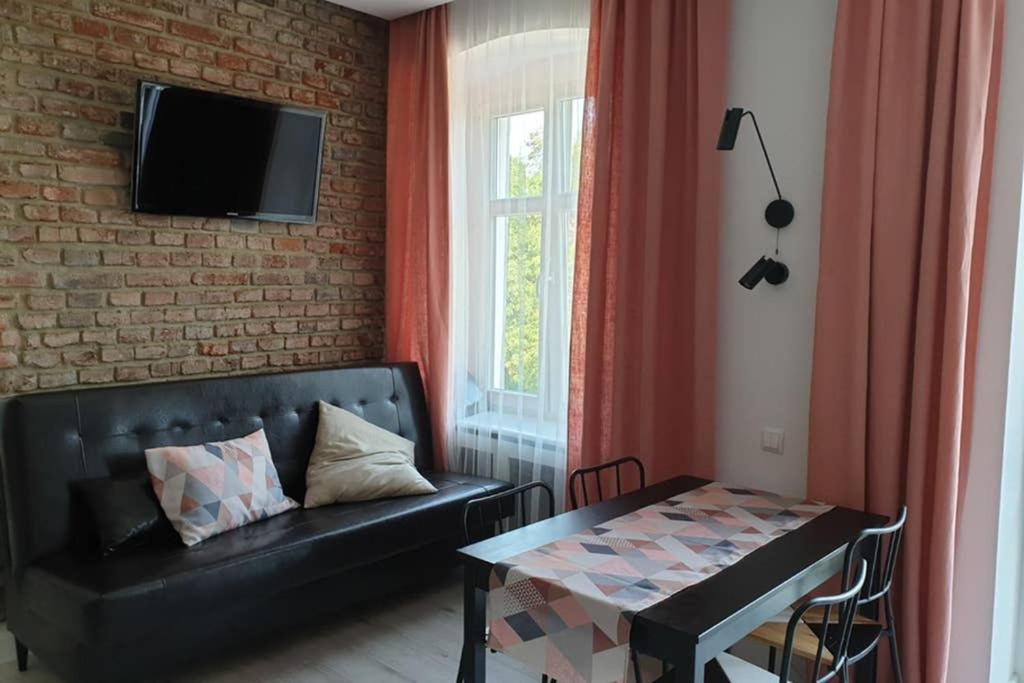 Apartament W Kamienicy Przy Plantach Kaliszki Exterior foto